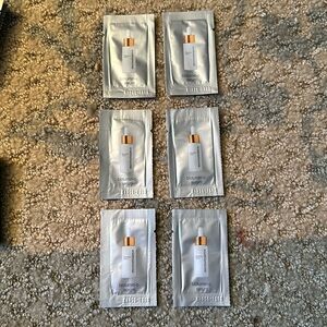 🎁 6 - Samples of Dermalogica Biolumin-C Serum